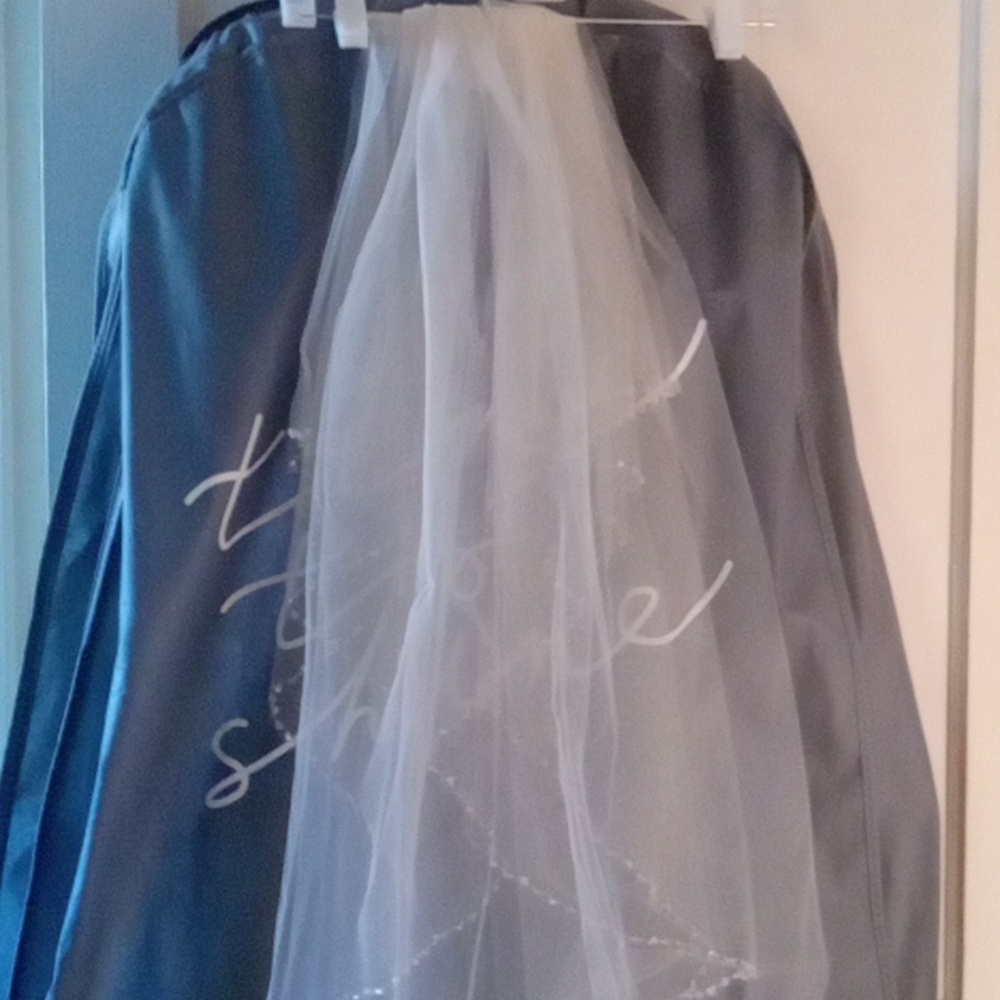 Absolutely Gorgeous Bridal Veil